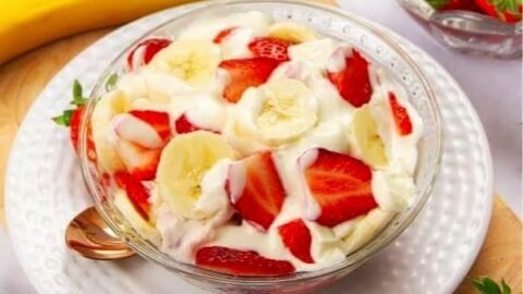 Strawberry Banana Cheesecake Salad Recipe