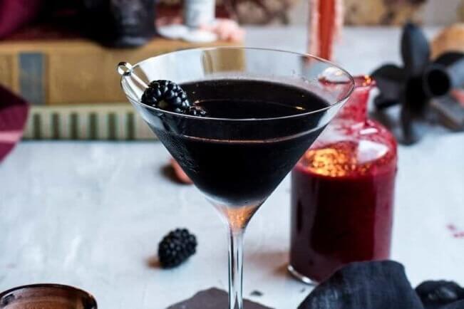 Easy Blackberry Martini Recipe