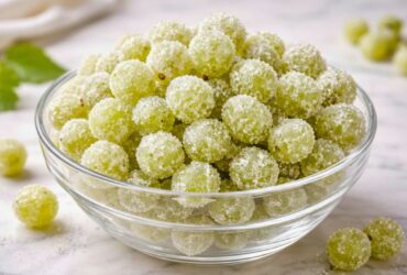 Sugared Champagne Grapes Recipe