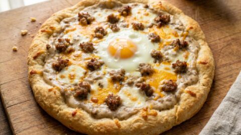 Biscuits and Sausage Gravy Pizza Recipe