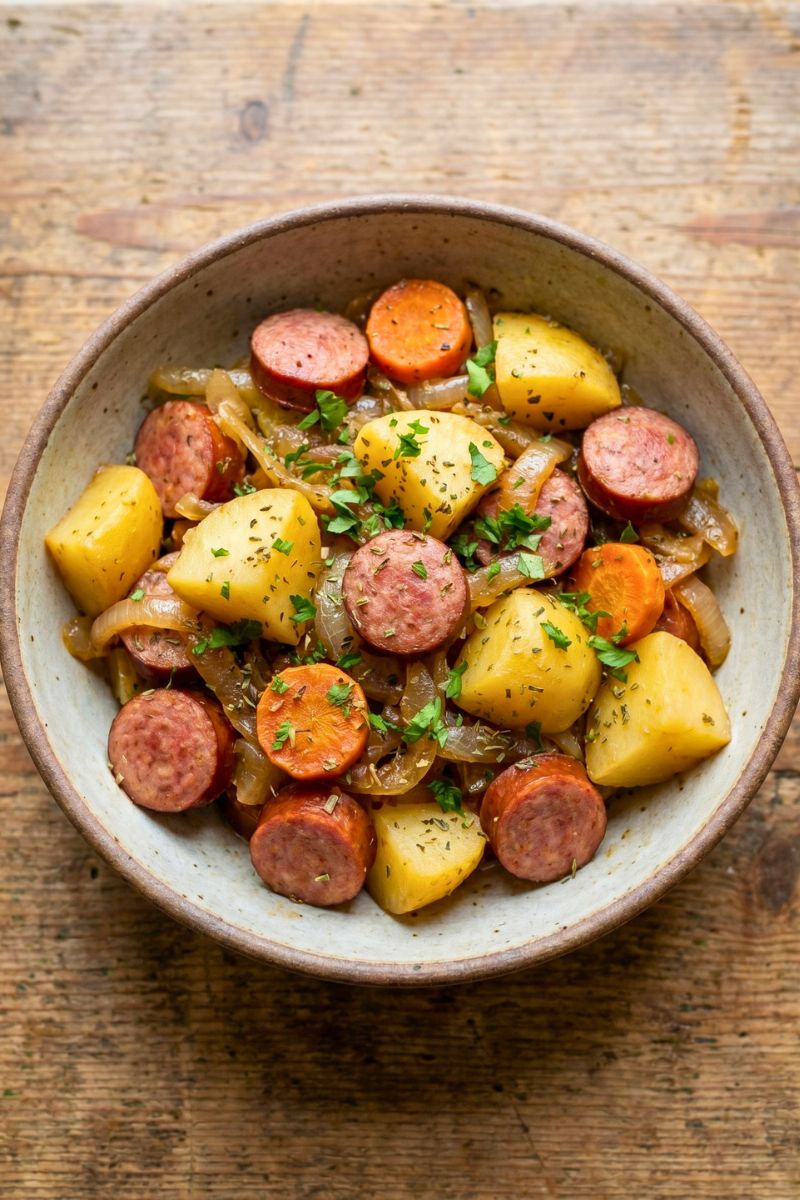 Slow Cooker Sausage and Potatoes Recipe